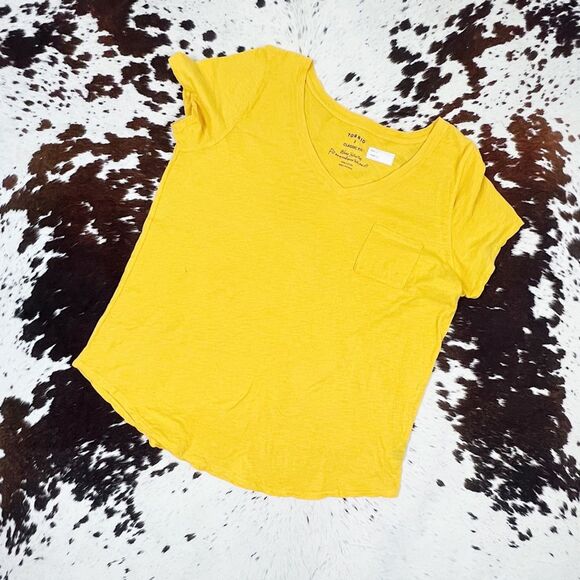 TORRID Classic Fit Yellow Pocket Tee Sz 2X - Picture 1 of 4